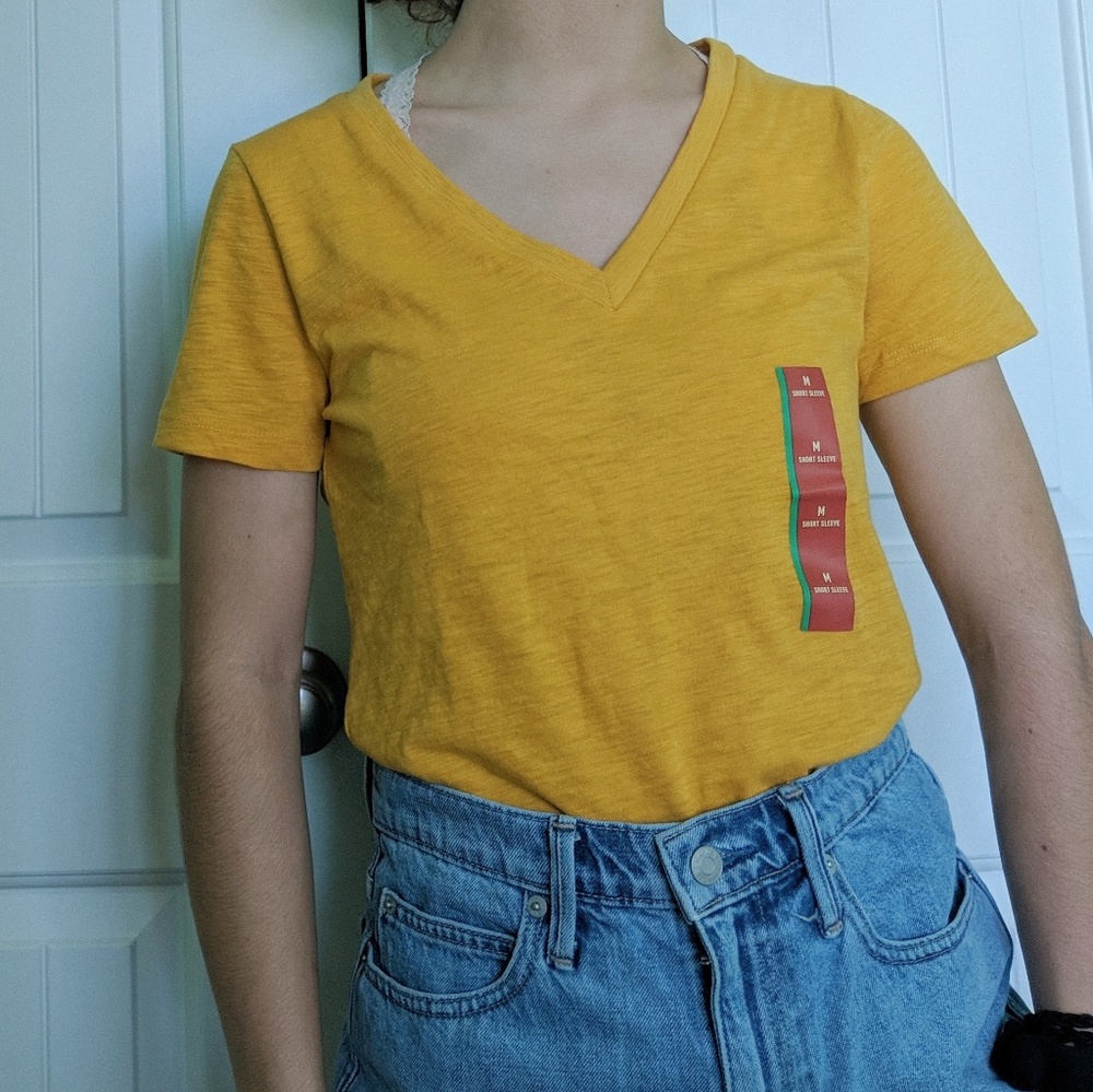 YELLOW V NECK T-SHIRT